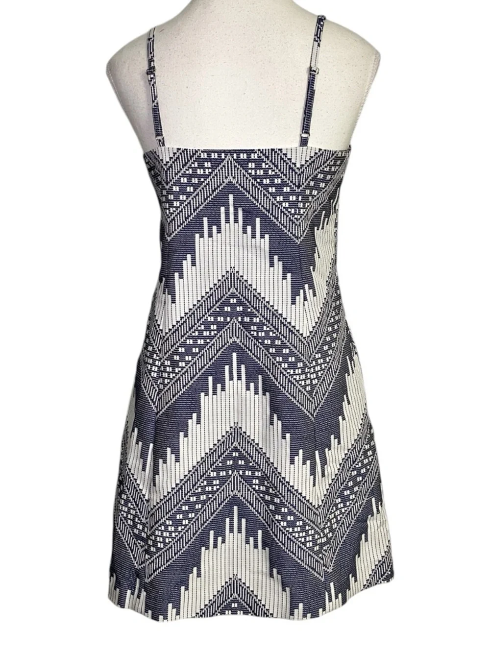 Hutch Navy Blue & White
Geometric Button-Front Mini Dress - Picture 2 of 16